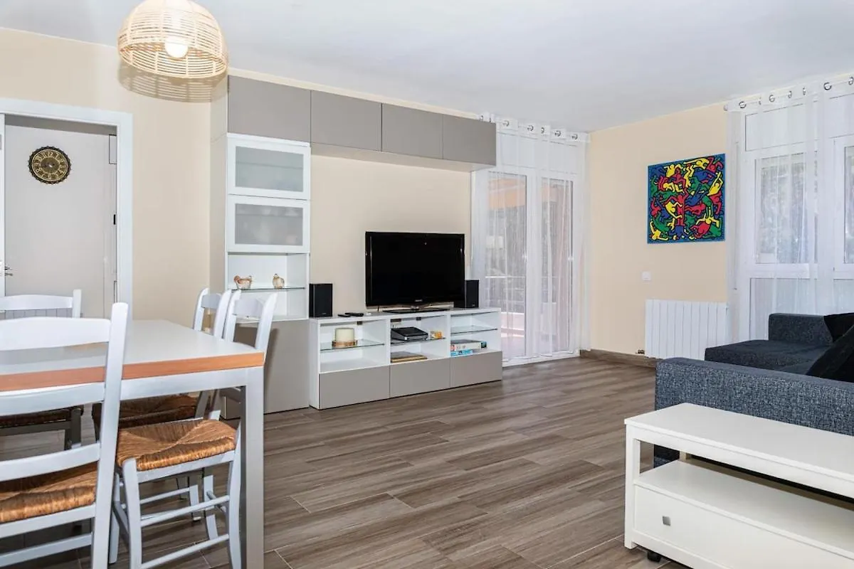 Διαμέρισμα Apartmento Con Piscina Y Pista De Tennis Palafrugell