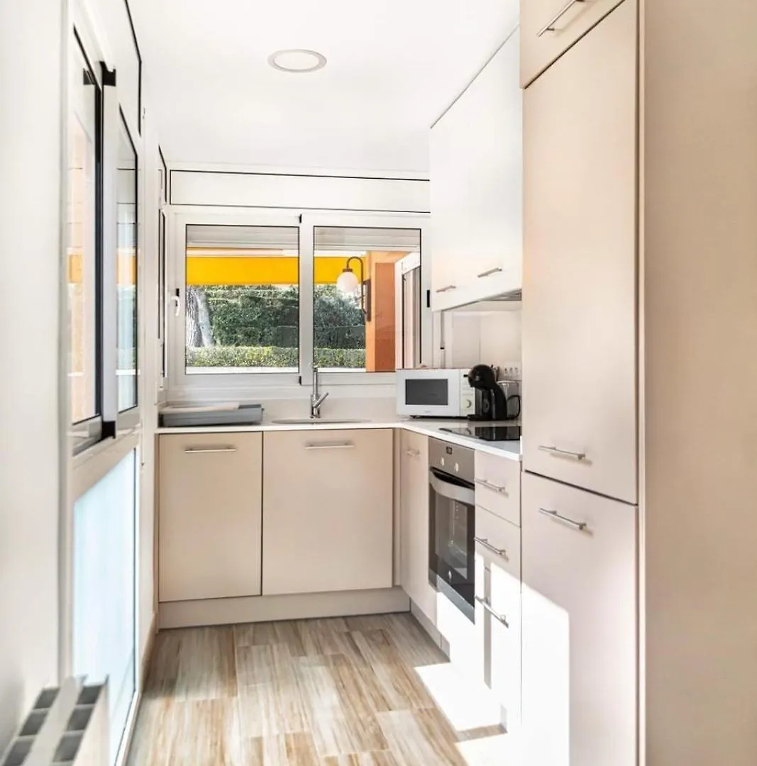 Apartmento Con Piscina Y Pista De Tennis Palafrugell Διαμέρισμα