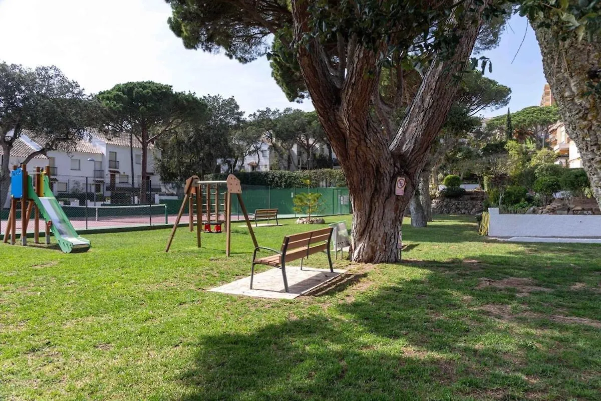 Apartmento Con Piscina Y Pista De Tennis Palafrugell Διαμέρισμα